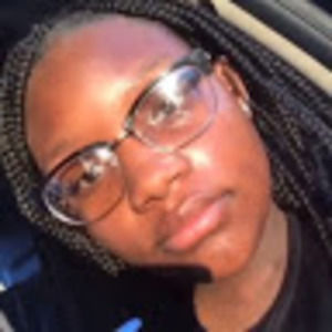 Meet your Posher, Kyla